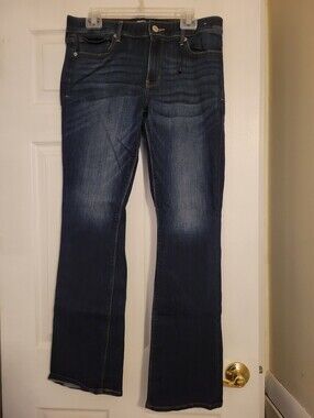 NWOT Express Women's Dark Blue Stretch Bootcut Jeans